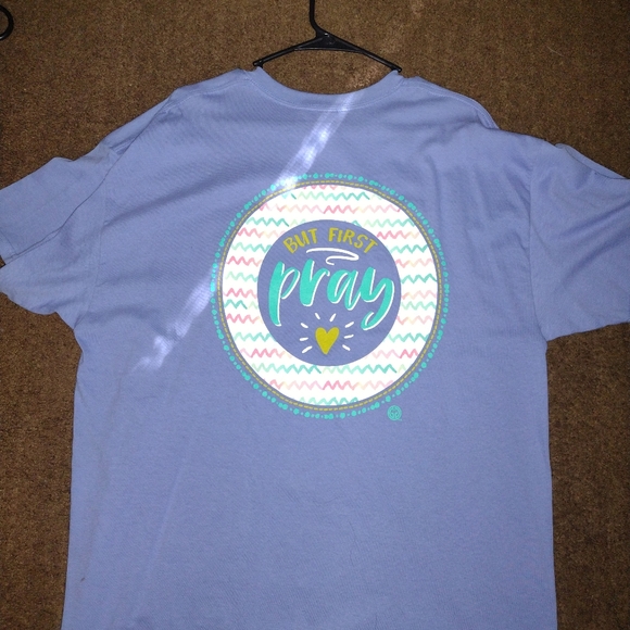Girlie Girl Originals "But first pray" shirt in extra large - Picture 2 of 3